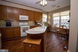 803 W Fox Hound Chase, Glen Mills, PA 19342 - Photo 5