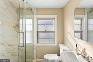 112 Juliana Terrace, Darby, PA 19023 - Photo 9