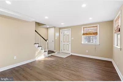 112 Juliana Terrace, Darby, PA 19023 - Photo 3