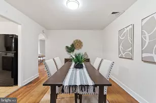 725 Irvington Pl, Chester, PA 19013 - Photo 11