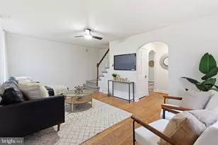 725 Irvington Pl, Chester, PA 19013 - Photo 3