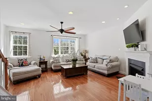 39 Hoag Ln, Aston, PA 19014 - Photo 3