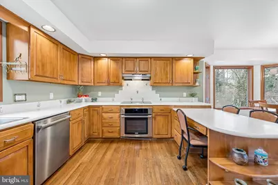 2 Lake Avenue, Media, PA 19063 - Photo 21