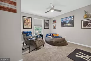 10 Buck Ln, Upper Chichester, PA 19061 - Photo 17