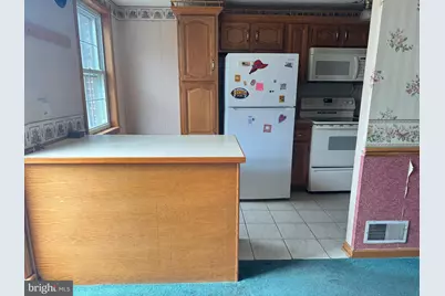 1088 Taylor Drive, Folcroft, PA 19032 - Photo 7