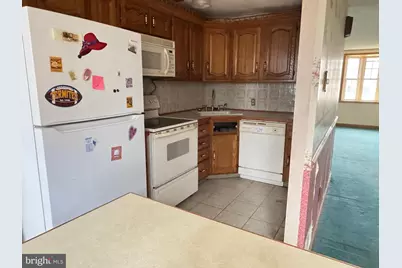 1088 Taylor Drive, Folcroft, PA 19032 - Photo 9