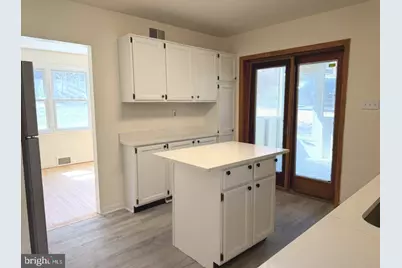 637 N Bishop Avenue, Springfield, PA 19064 - Photo 9