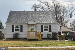 2015 Dutton Mill Rd, Aston, PA 19014 - Photo 1