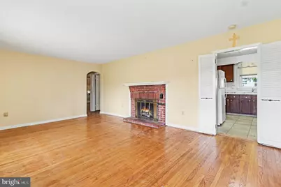 2203 Dickens Lane, Broomall, PA 19008 - Photo 5