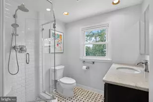 211 Fairfield Dr, Wallingford, PA 19086 - Photo 15