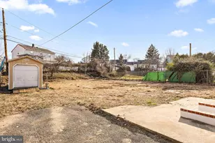 52 Seward Ln, Aston, PA 19014 - Photo 31