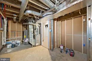 52 Seward Ln, Aston, PA 19014 - Photo 29