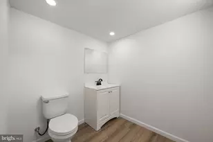 52 Seward Ln, Aston, PA 19014 - Photo 27