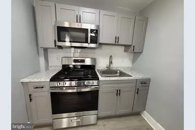 542 Keystone Avenue, Darby, PA 19023 - Photo 1