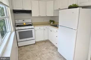 202 Green St, Holmes, PA 19043 - Photo 17