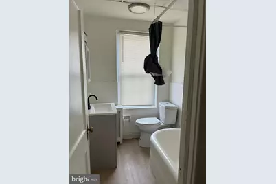 260 N Wycombe Ave #201, Lansdowne, PA 19050 - Photo 5