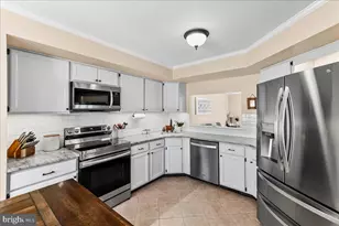 3602 Bridlewood Dr, Glen Mills, PA 19342 - Photo 5