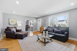 402 Twin Oaks Dr, Havertown, PA 19083 - Photo 3