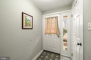 104 S Point Dr, Chadds Ford, PA 19317 - Photo 5