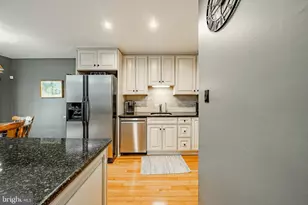 104 S Point Dr, Chadds Ford, PA 19317 - Photo 11