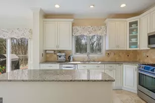 3833 Luhmann Cir, Garnet Valley, PA 19060 - Photo 15