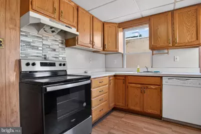 637 Chester Pike, Prospect Park, PA 19076 - Photo 11