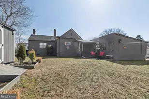 1332 Peach St, Upper Chichester, PA 19061 - Photo 13