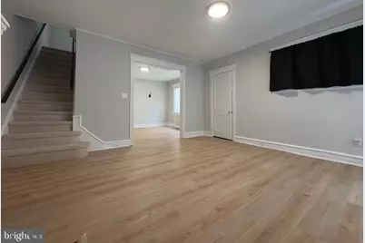 523 Collingdale Avenue, Darby, PA 19023 - Photo 5