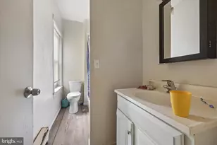 13 E 21st St, Chester, PA 19013 - Photo 7