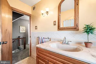 235 Ardmore Ave, Upper Darby, PA 19082 - Photo 15