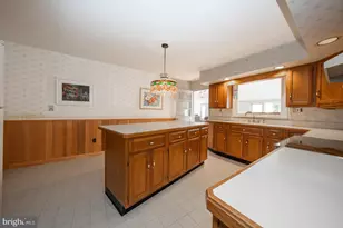 11 Tenby Rd, Havertown, PA 19083 - Photo 13