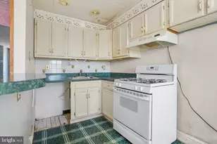 1032 Brookwood Ln, Glenolden, PA 19036 - Photo 9