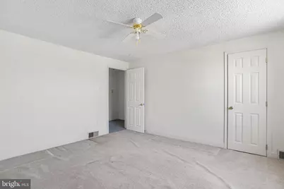 1032 Brookwood Lane, Glenolden, PA 19036 - Photo 11