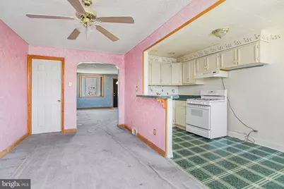 1032 Brookwood Lane, Glenolden, PA 19036 - Photo 7