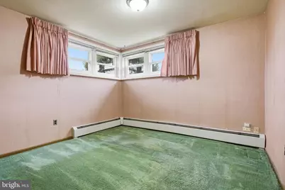 110 S New Ardmore Avenue, Broomall, PA 19008 - Photo 23