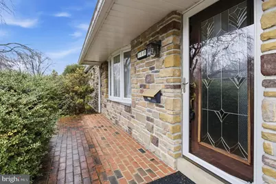 110 S New Ardmore Avenue, Broomall, PA 19008 - Photo 3