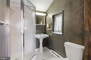 110 S New Ardmore Ave, Broomall, PA 19008 - Photo 15