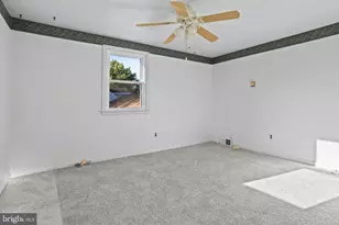 18 Cobblestone Ln, Aston, PA 19014 - Photo 25