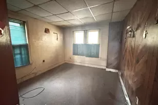 231 Hamilton Ave, Darby, PA 19023 - Photo 11