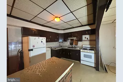 231 Hamilton Avenue, Darby, PA 19023 - Photo 9