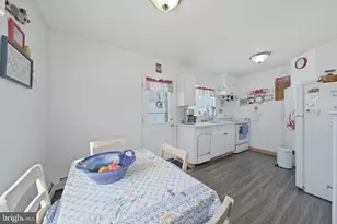 1323 Morton Ave, Folsom, PA 19033 - Photo 15