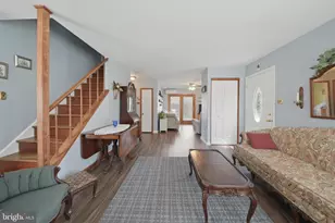 1323 Morton Ave, Folsom, PA 19033 - Photo 9