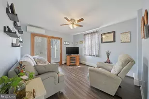 1323 Morton Ave, Folsom, PA 19033 - Photo 11