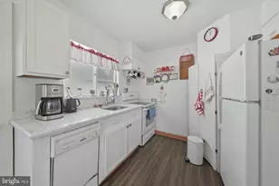 1323 Morton Ave, Folsom, PA 19033 - Photo 13