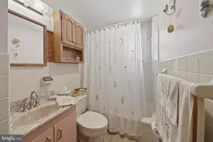 1323 Morton Ave, Folsom, PA 19033 - Photo 21