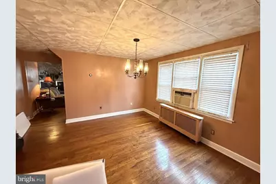 429 Sutton Avenue, Folsom, PA 19033 - Photo 9