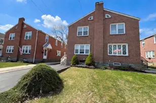 429 Sutton Ave, Folsom, PA 19033 - Photo 1