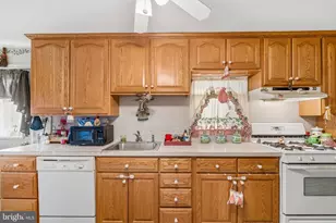 309 E Dutton Mill Rd, Brookhaven, PA 19015 - Photo 5