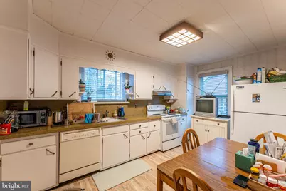 3210 Highland Avenue, Drexel Hill, PA 19026 - Photo 9