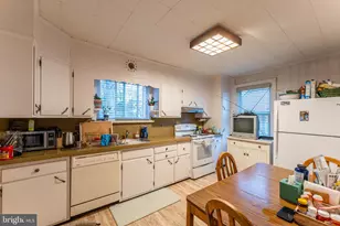 3210 Highland Ave, Drexel Hill, PA 19026 - Photo 9